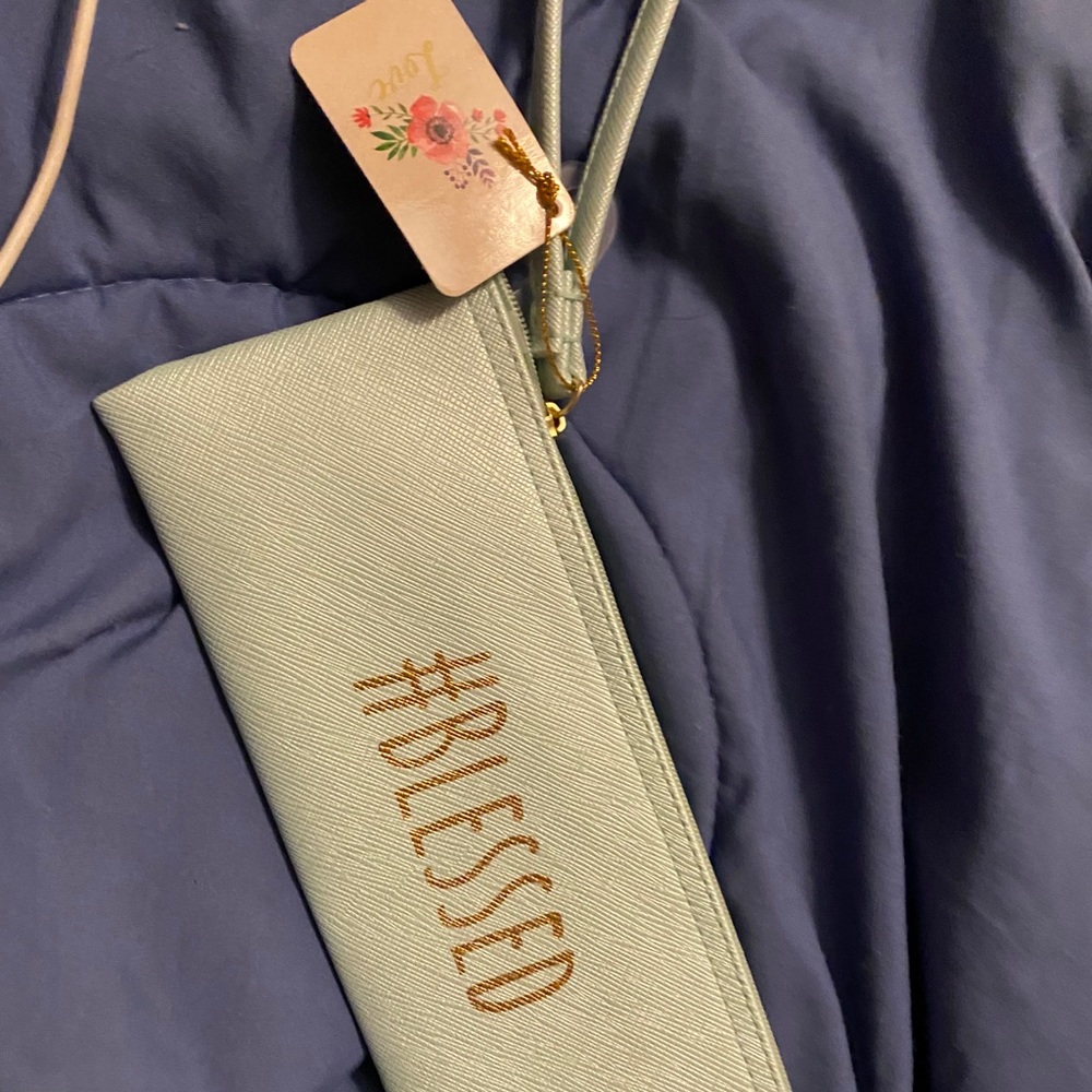 Wristlet